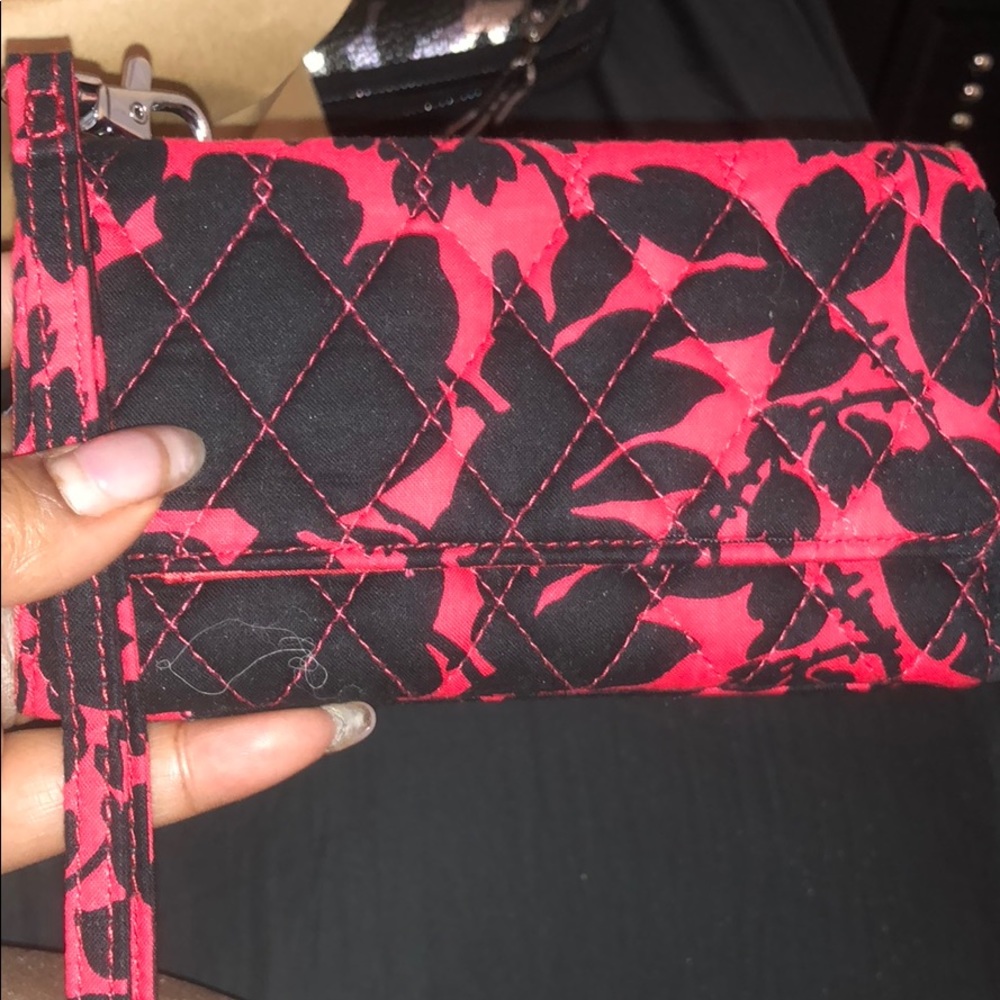 Smart phone wristlet 7 card holder